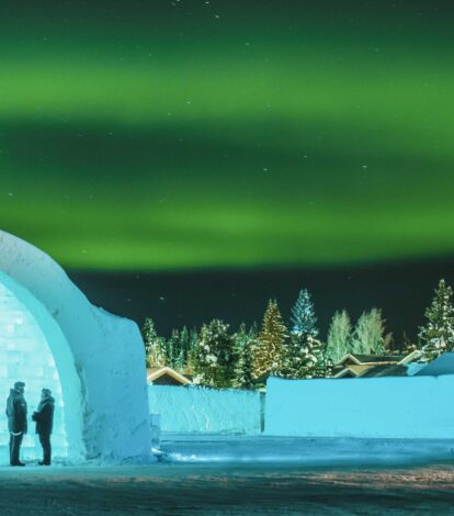 Seeing the northern lights on holiday at Ice Hotel Sweden